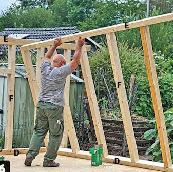 Isolert anneks: Sidemodul til isolert anneks Isolert anneks: Sidemodul til isolert anneks reises opp